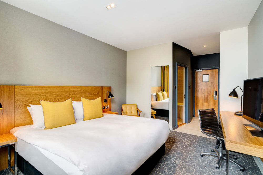 City Room at Apex Grassmarket Hotel City Room with queen-size bed at Apex Grassmarket Hotel