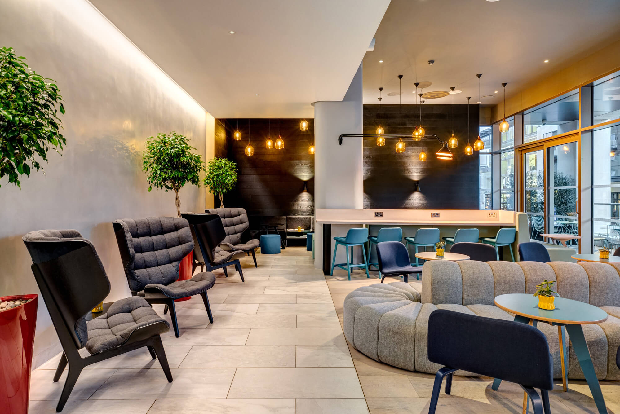 bath hotels with pool