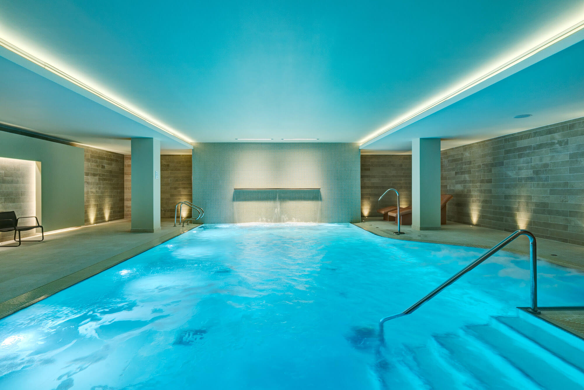 family hotel bath